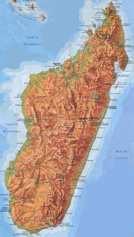 Carte en relief de Madagascar, montrant les hautes terres centrales et les côtes